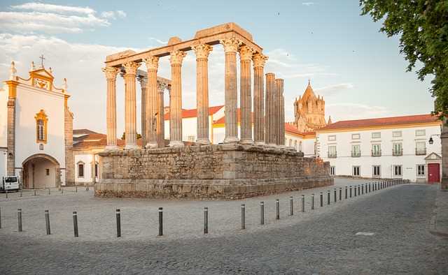 Evora